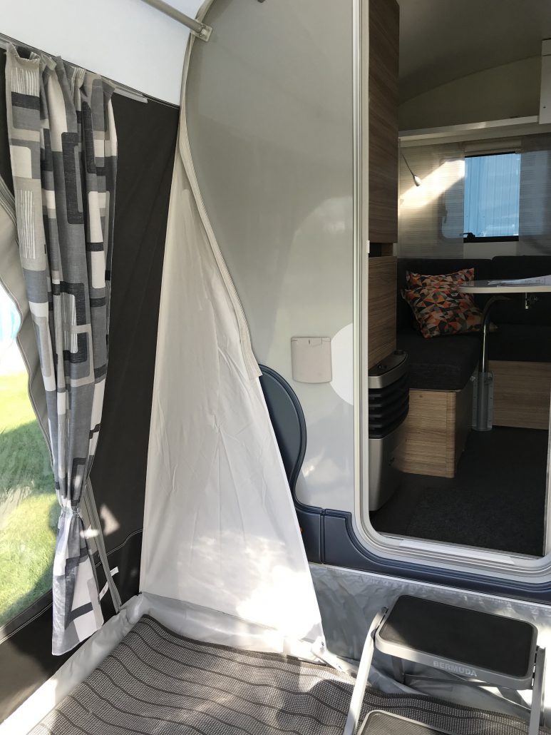aufblasbares Sonnendach Sunflexx für Adria Action Wohnwagen